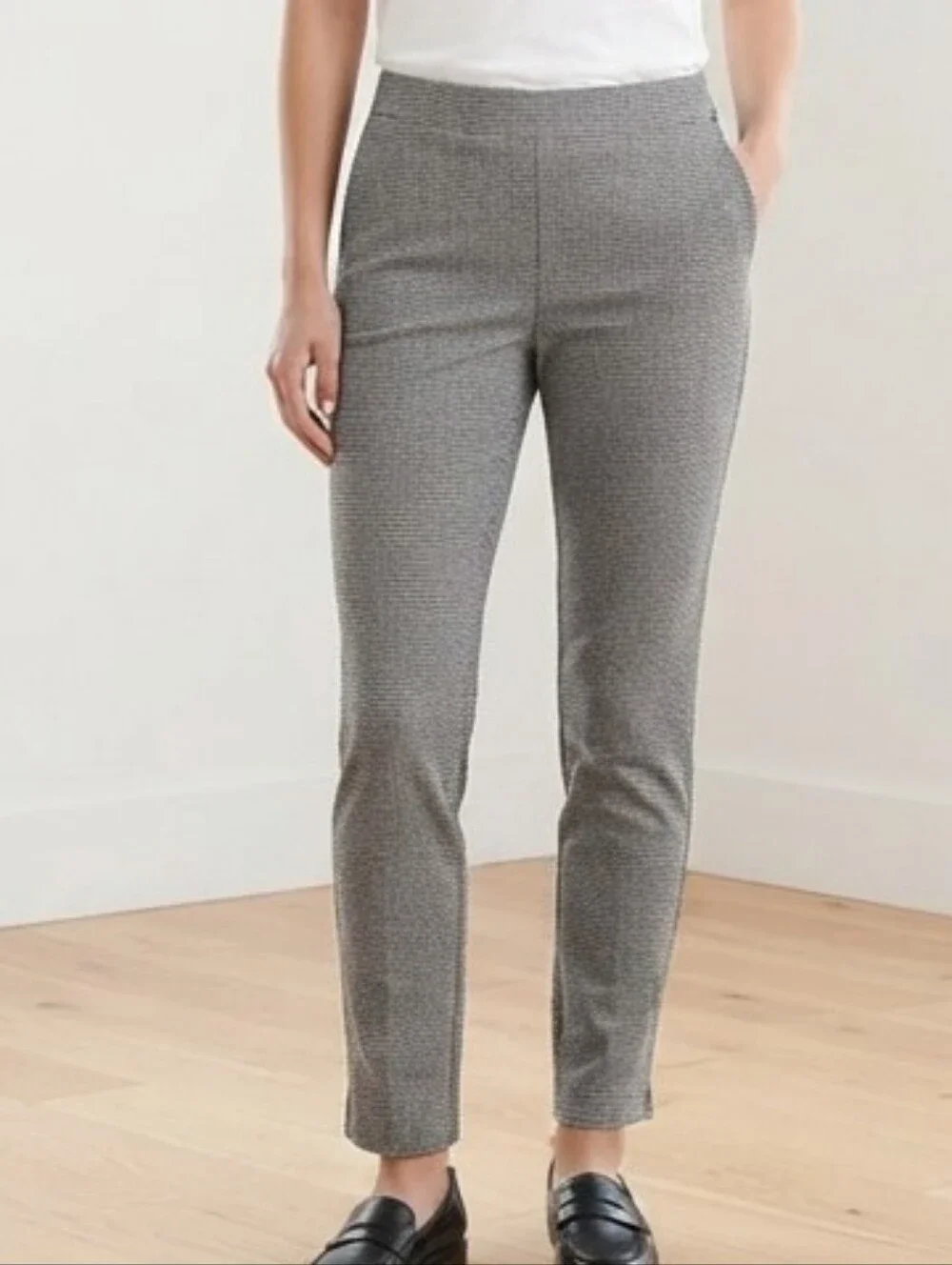 White House Black Market Gray Houndstooth 